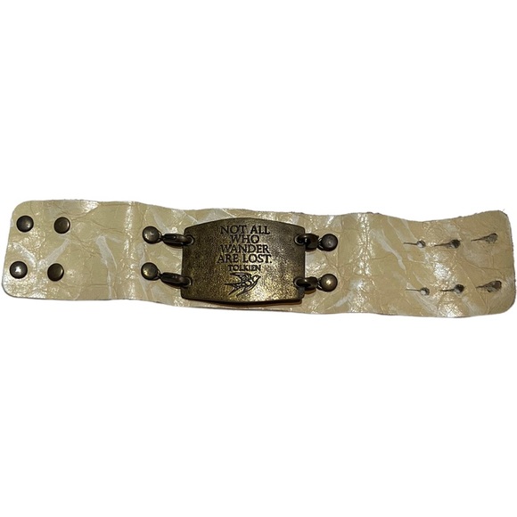 Lenny & Eva LE Leather Bracelet ‘Not all who wander are lost’ - Picture 1 of 3